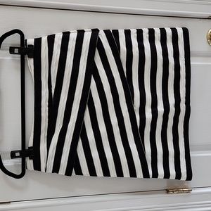 J.McLaughlin Nicola Layered Pull On Skirt L